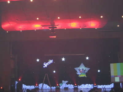 北京投影追光設(shè)備租賃_